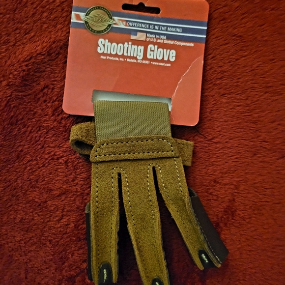 🔥🔥HO🔥🔥7-16-24🔥🔥NWT NEET SUEDE SHOOTING GLOVE - Picture 1 of 2